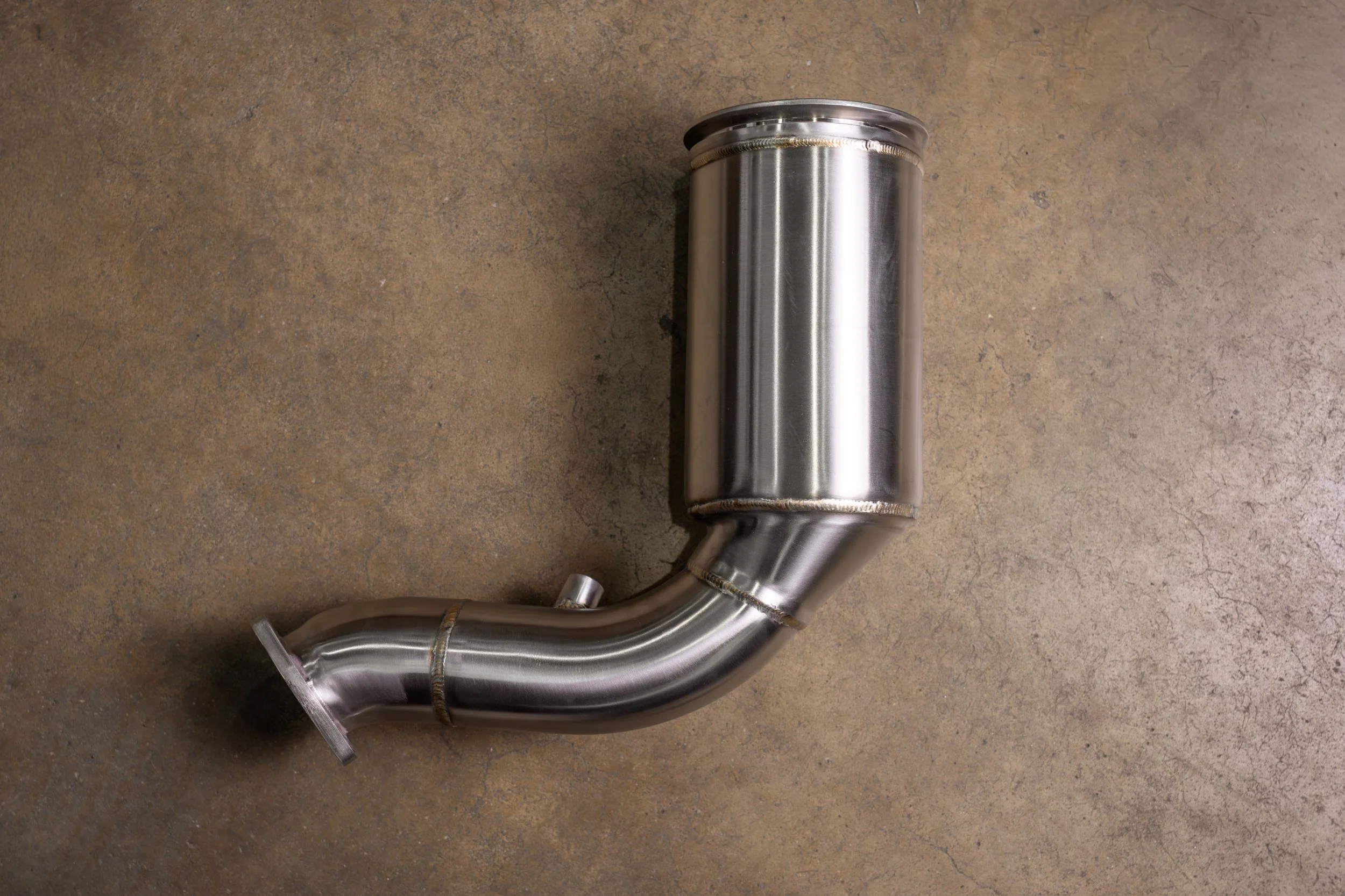 Lamborghini Urus 400 Cell Catted Downpipes - Image 5